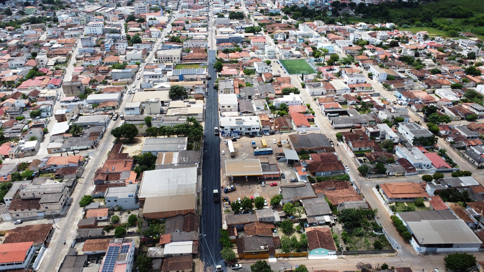 COM CRESCIMENTO SIGNIFICATIVO DE PAVIMENTAÇÕES, PINHEIROS VIVE EXPLOSÃO DE MODERNIZAÇÃO DA INFRAESTRUTURA VIÁRIA