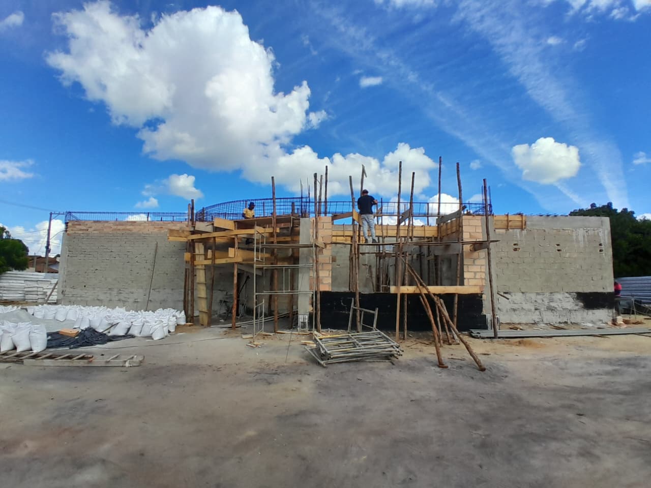 Nova sede do Cras de Pinheiros entra na fase de preparação da laje