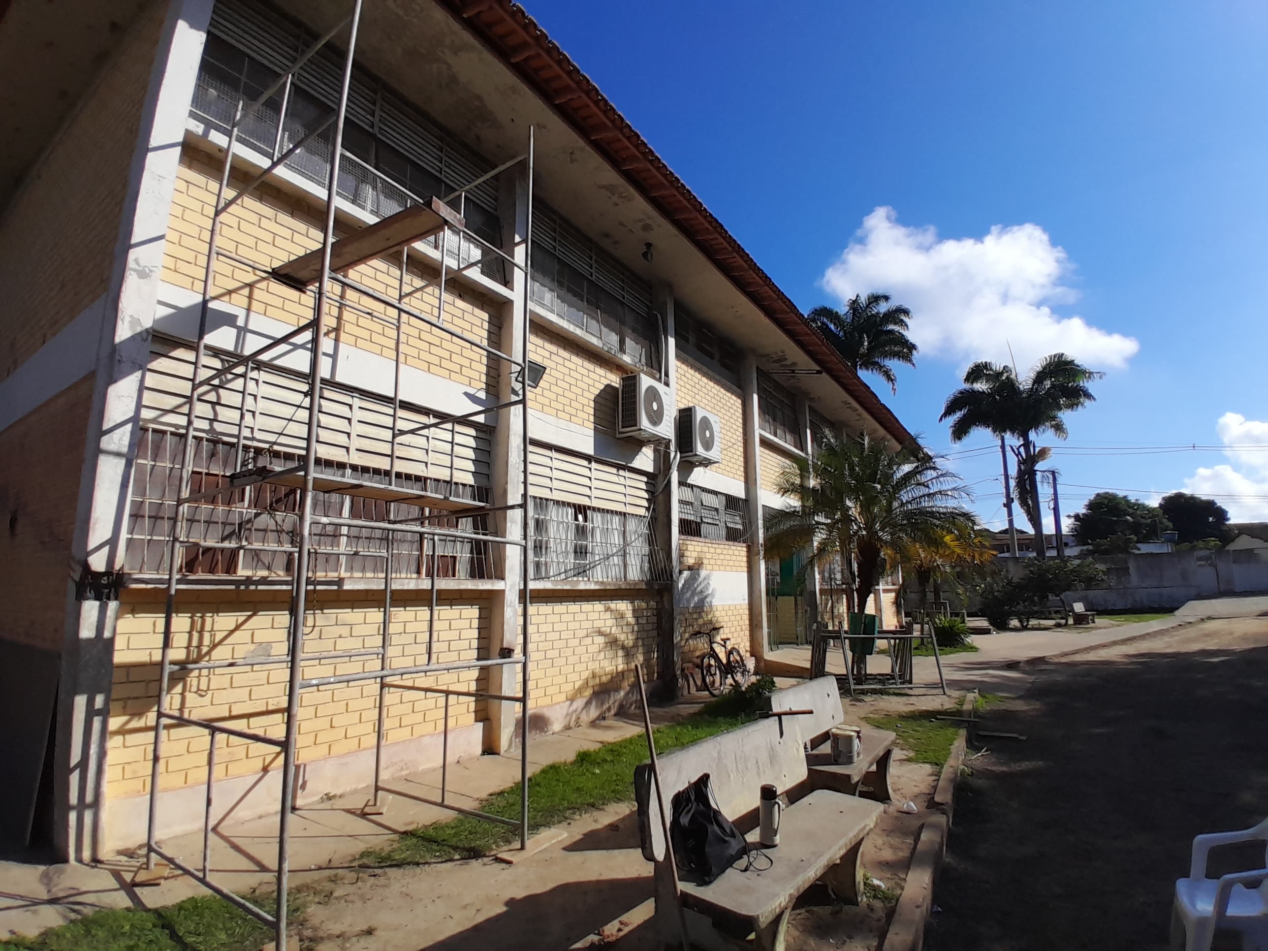 Prefeitura de Pinheiros inicia revitalização da Escola Juracy Cardoso Viana