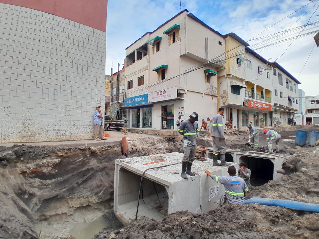 Macrodrenagem de Pinheiros chega às imediações do Mercado Municipal