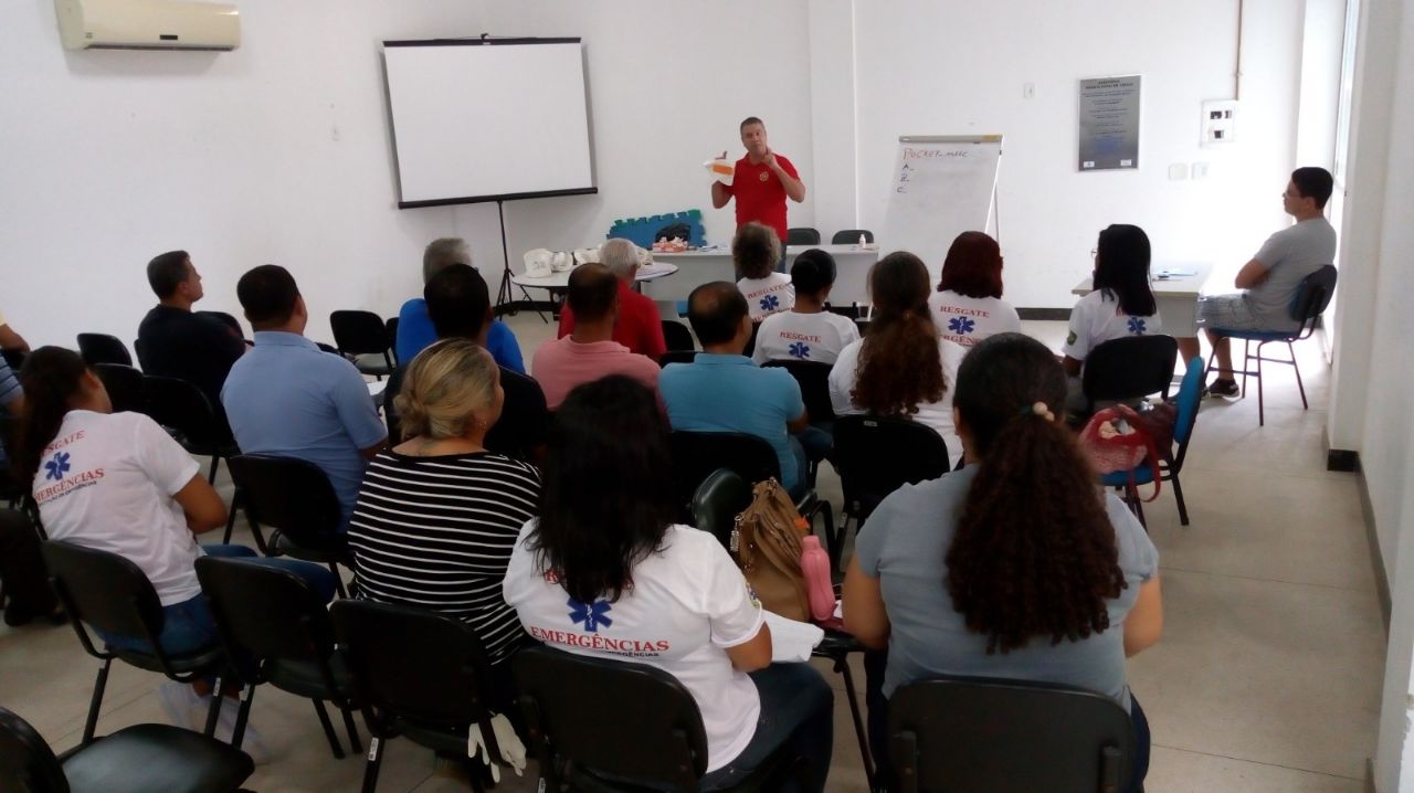Motoristas da Saúde participam de curso de resgate e primeiros socorros em Pinheiros
