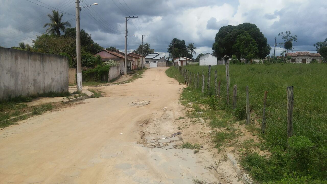 Pavimentação de Rua e Construção de Unidade de Saúde movimenta São João do Sobrado hoje à noite
