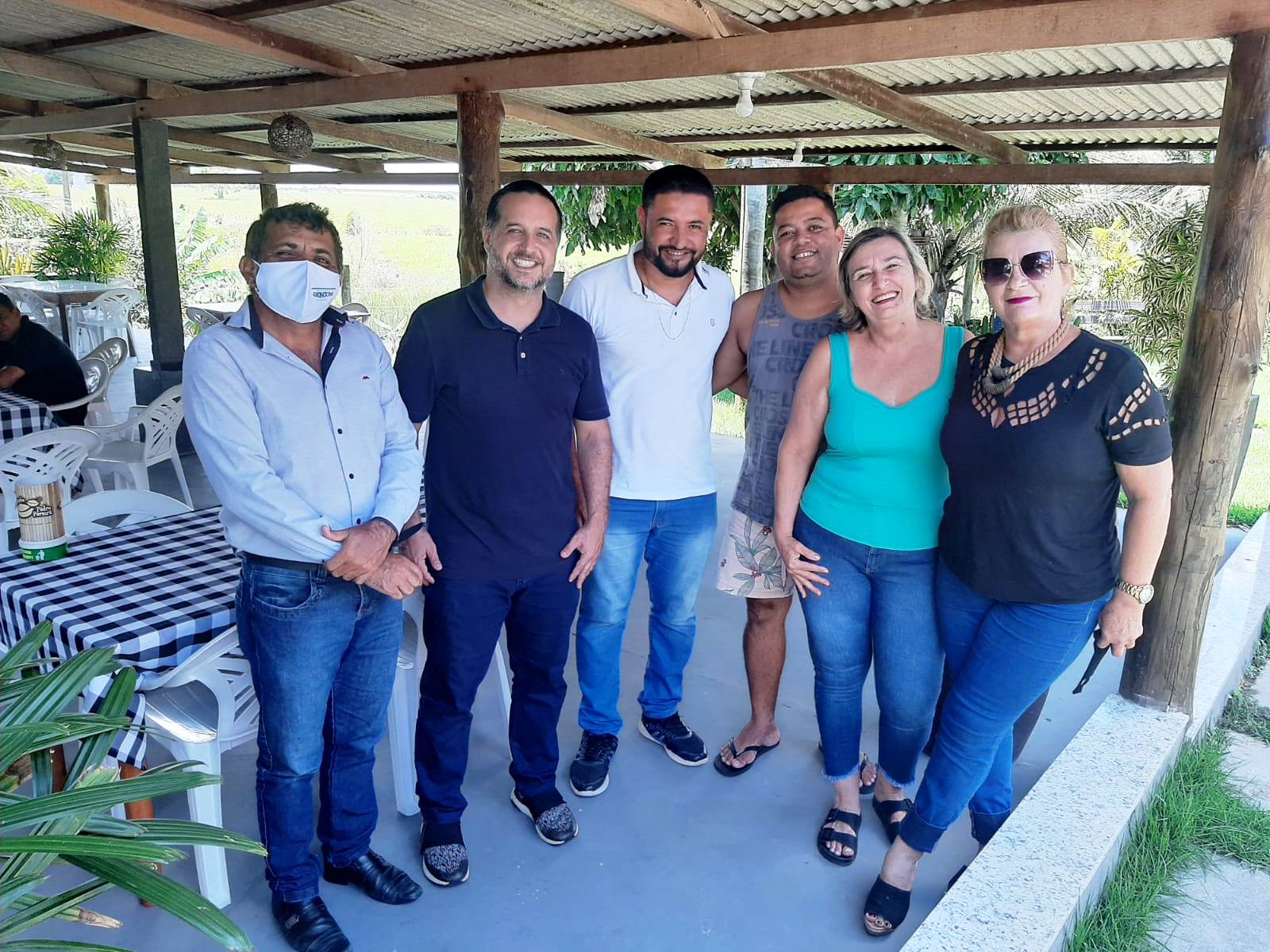 PREFEITO ARNÓBIO PINHEIRO ACOMPANHA DEPUTADO EM VISITA A LOCAIS QUE IRÃO RECEBER OBRAS COM RECURSOS DE EMENDA PARLAMENTAR