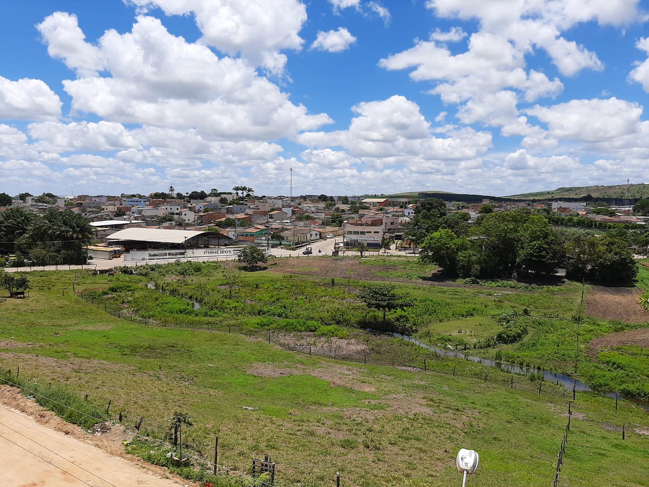 PREFEITURA AVANÇANDO! PINHEIROS ADQUIRE ÁREA PARA CONSTRUÇÃO DE BALNEÁRIO