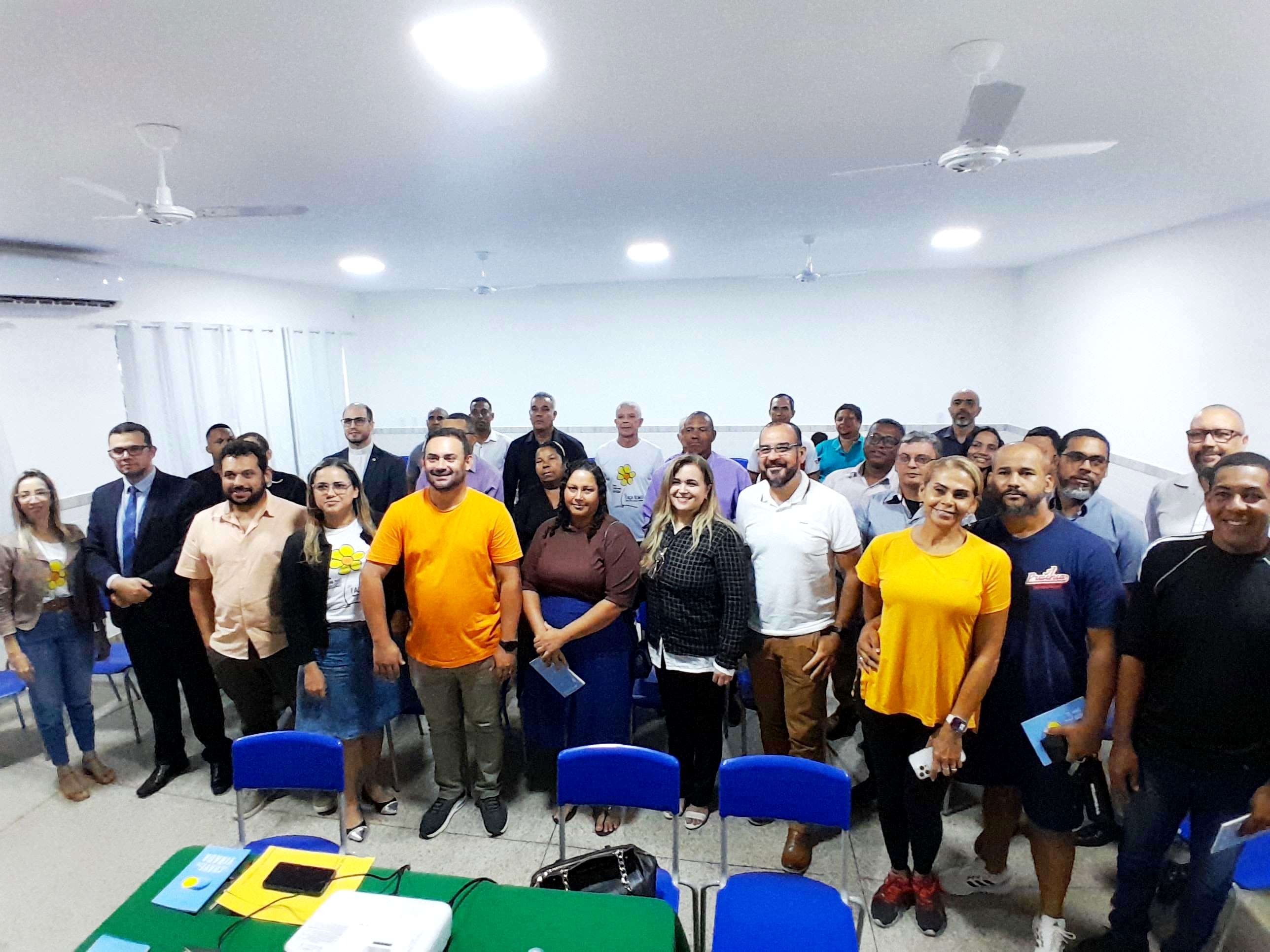 Prefeito Edilson Monteiro fortalece diálogo com líderes evangélicos e anuncia medidas de apoio às comunidades religiosas