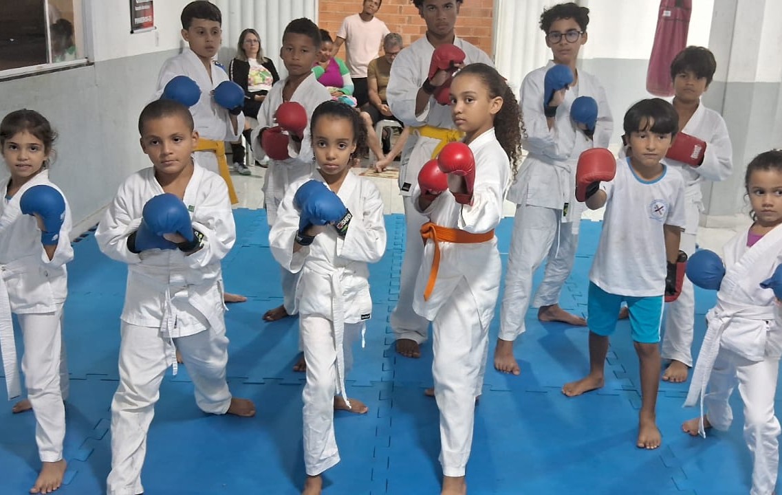 Prefeitura planeja karate gratuito para crianças e adolescentes de Pinheiros
