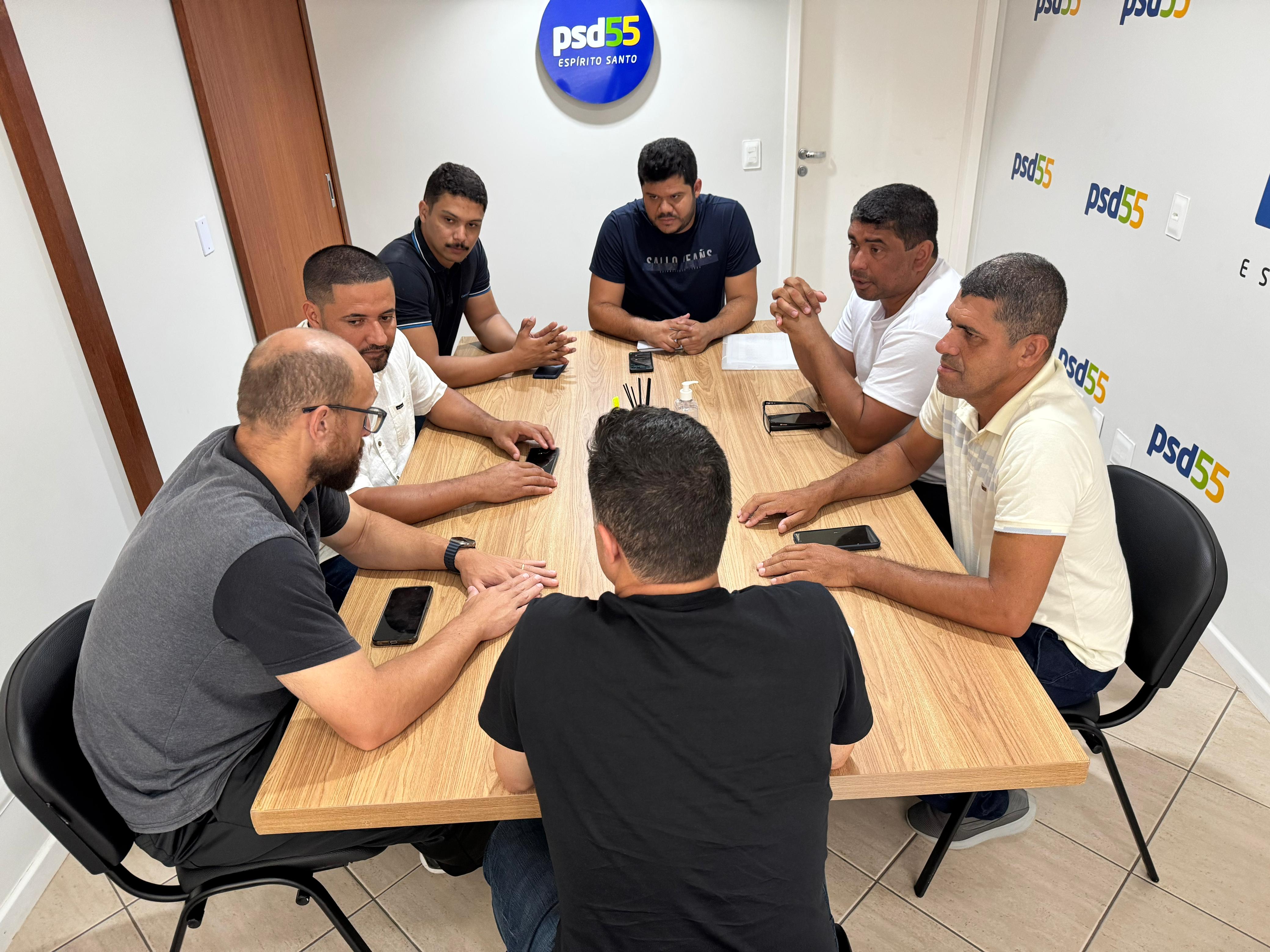 Comitiva busca recursos em Vitória para Pinheiros