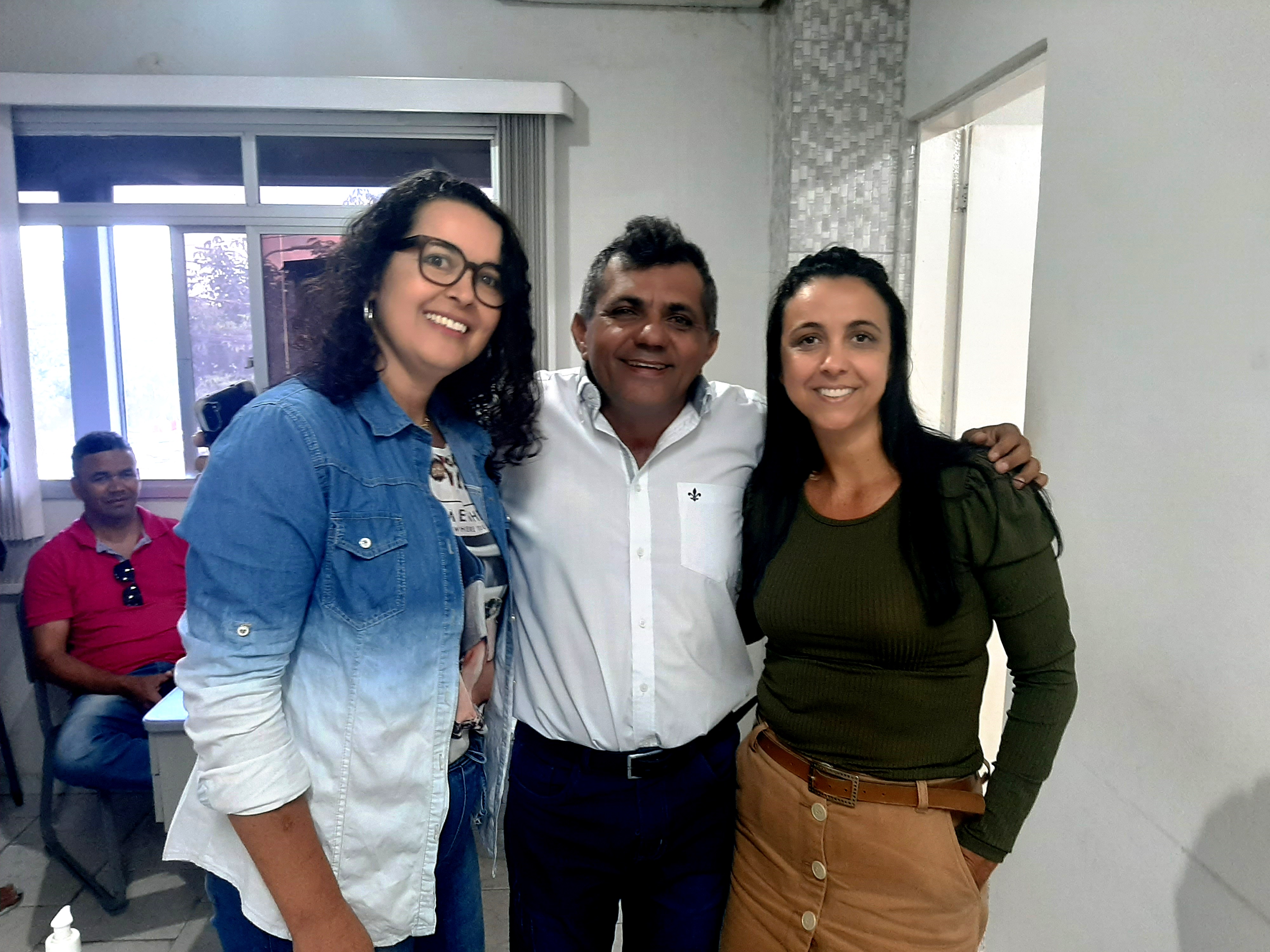 QUE ORGULHO!  PROFESSORAS PINHEIRENSES DA REDE MUNICIPAL DE ENSINO SÃO SELECIONADAS PARA CURSO EM PORTUGAL