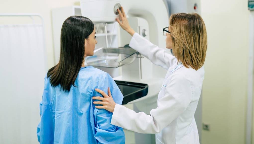 MUTIRÃO DE MAMOGRAFIA COM PARCERIA ENTRE ENTIDADES PÚBLICAS E SICOOB VAI REALIZAR DEZENAS DE EXAMES ATÉ O FINAL DO MÊS