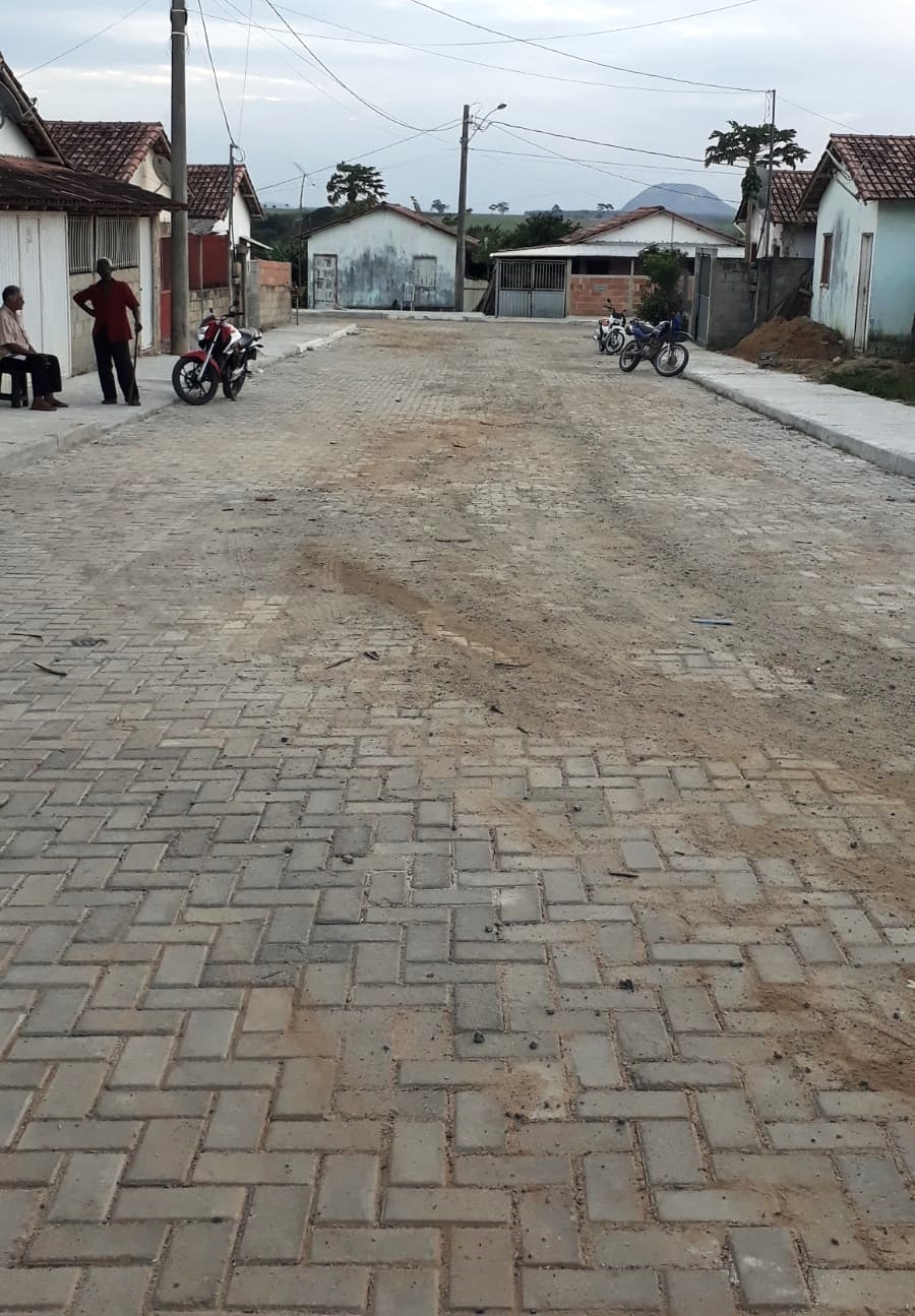 PAVIMENTAÇÃO DO BAIRRO PARAÍSO É CONCLUÍDA