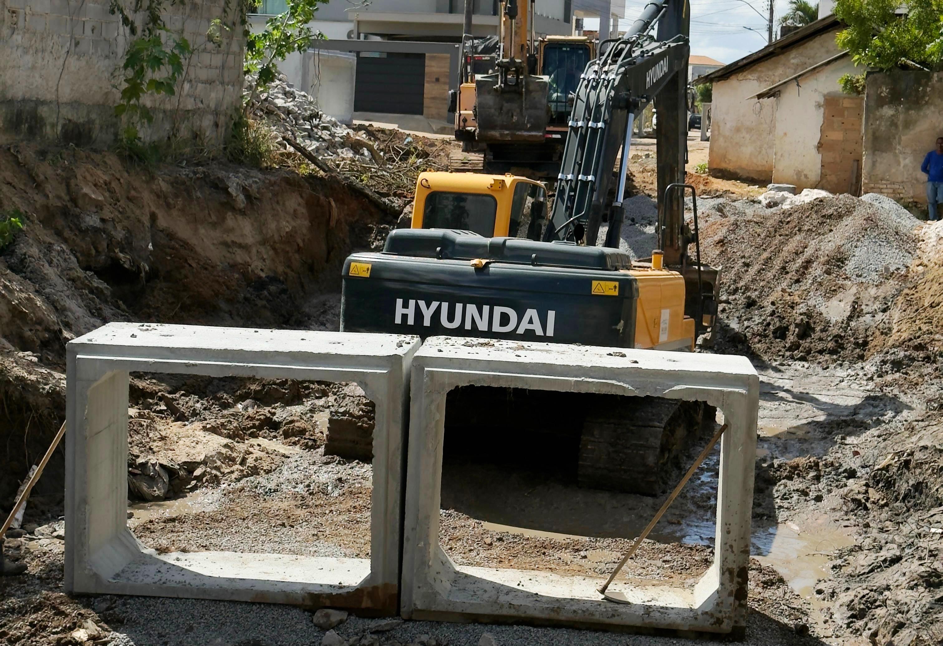 Pinheiros inicia instalação das primeiras galerias celulares do sistema de macrodrenagem