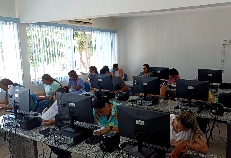 Polo da UAB de Pinheiros recebe conceito máximo em avaliação da Capes