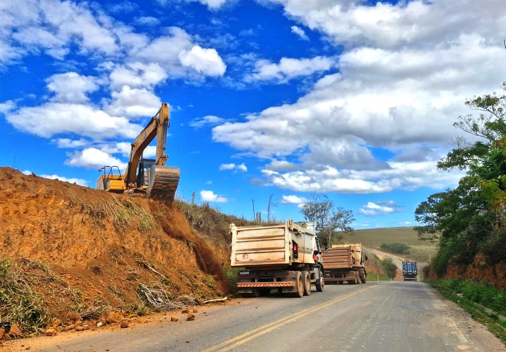 Asfalto está previsto para outubro na obra de reabilitação da estrada Pinheiros-Vinhático