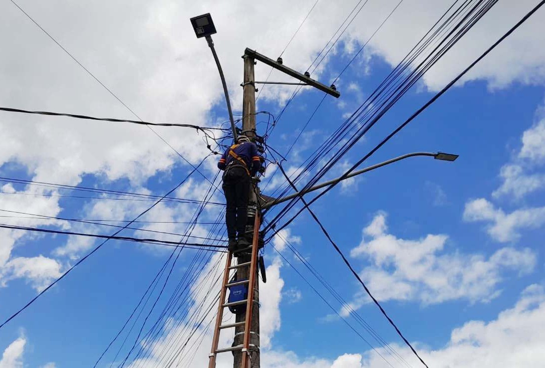 Modernização da iluminação pública do município chega ao Residencial Pinheiros