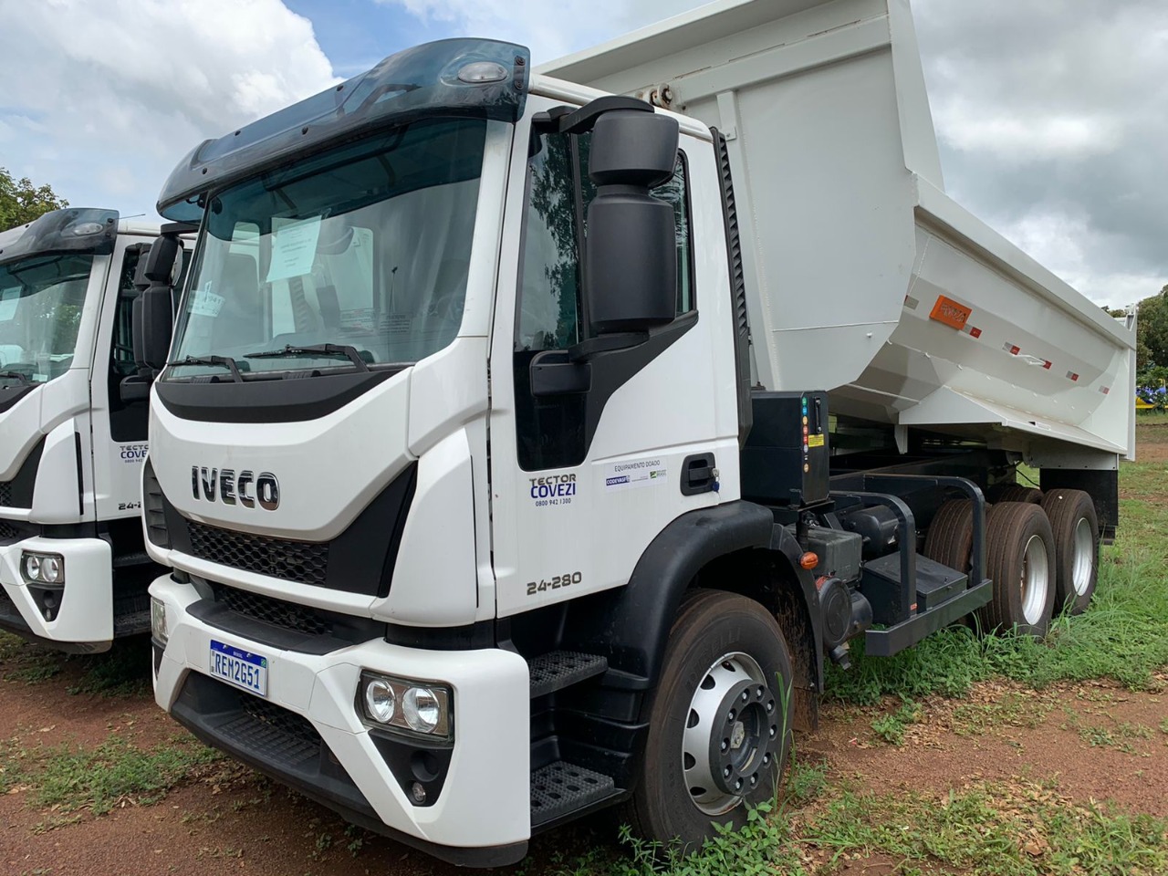 Prefeito e vice asseguram novos investimentos durante agenda em Vitória