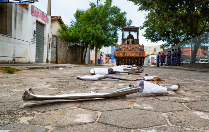 Kadrons apreendidos em ações contra poluição sonora em Pinheiros são destruídos em solenidade