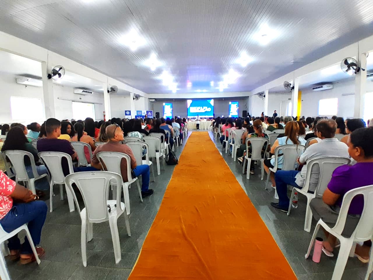 Prefeitura de Pinheiros abre oficialmente o Ano Letivo 2026 com programação formativa para educadores