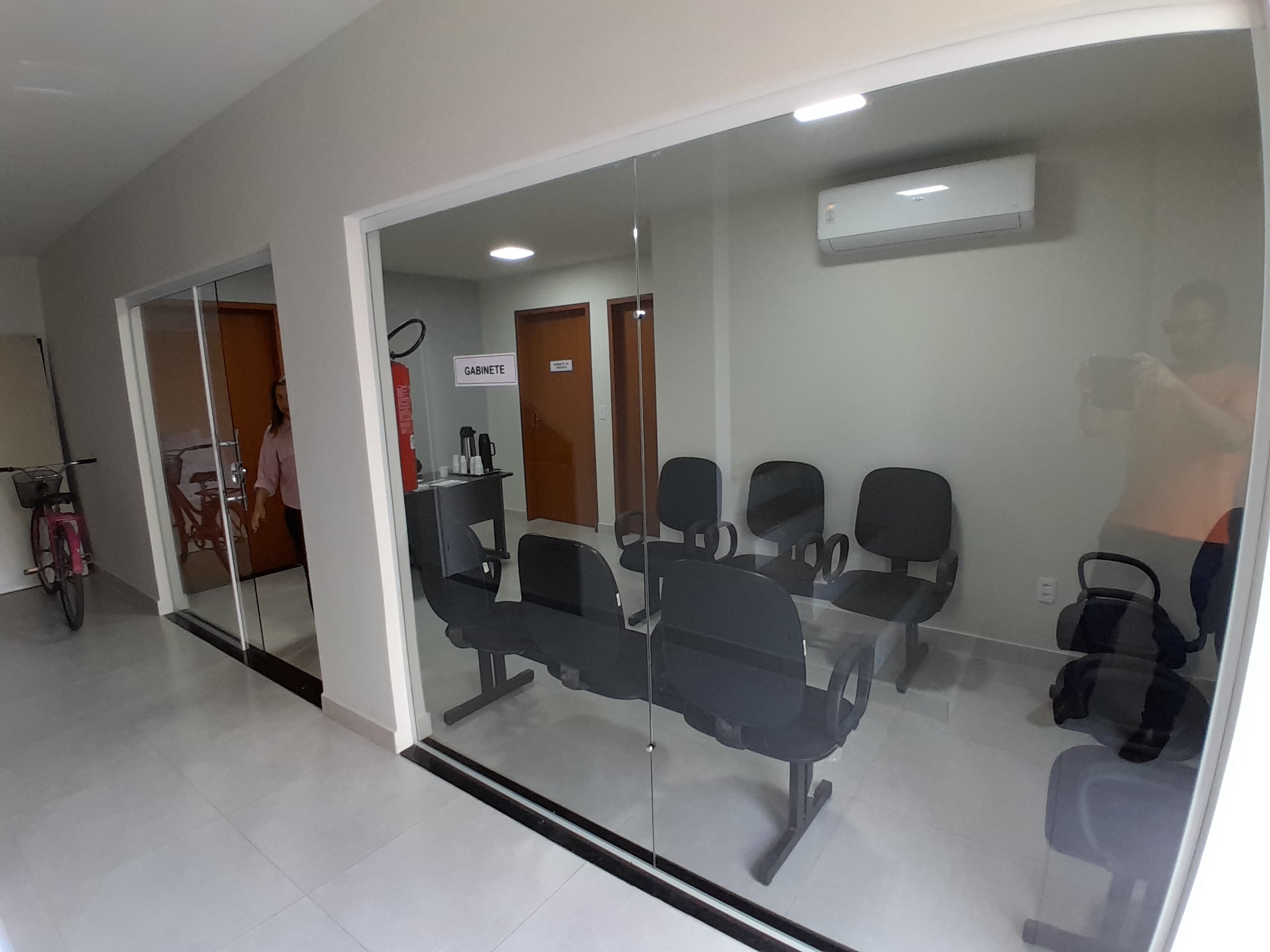 Gabinete da Prefeitura de Pinheiros muda para o térreo e amplia acessibilidade