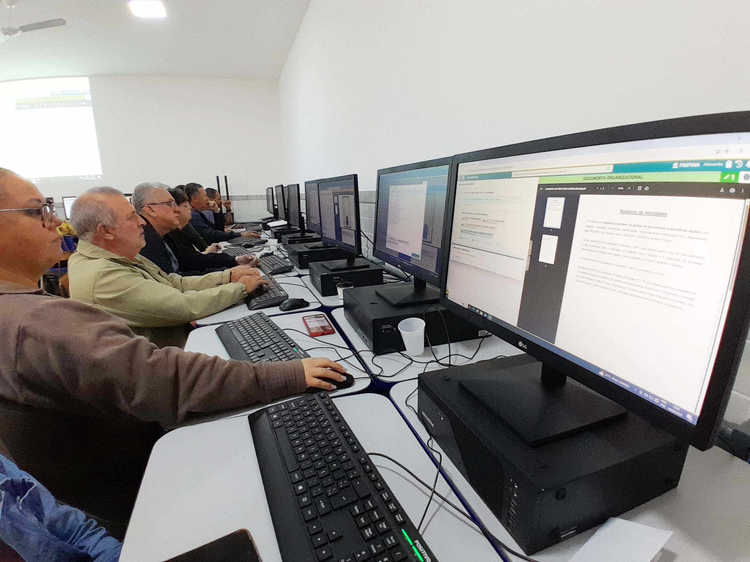 Prefeitura de Pinheiros se prepara para gestão 100% digital de documentos públicos