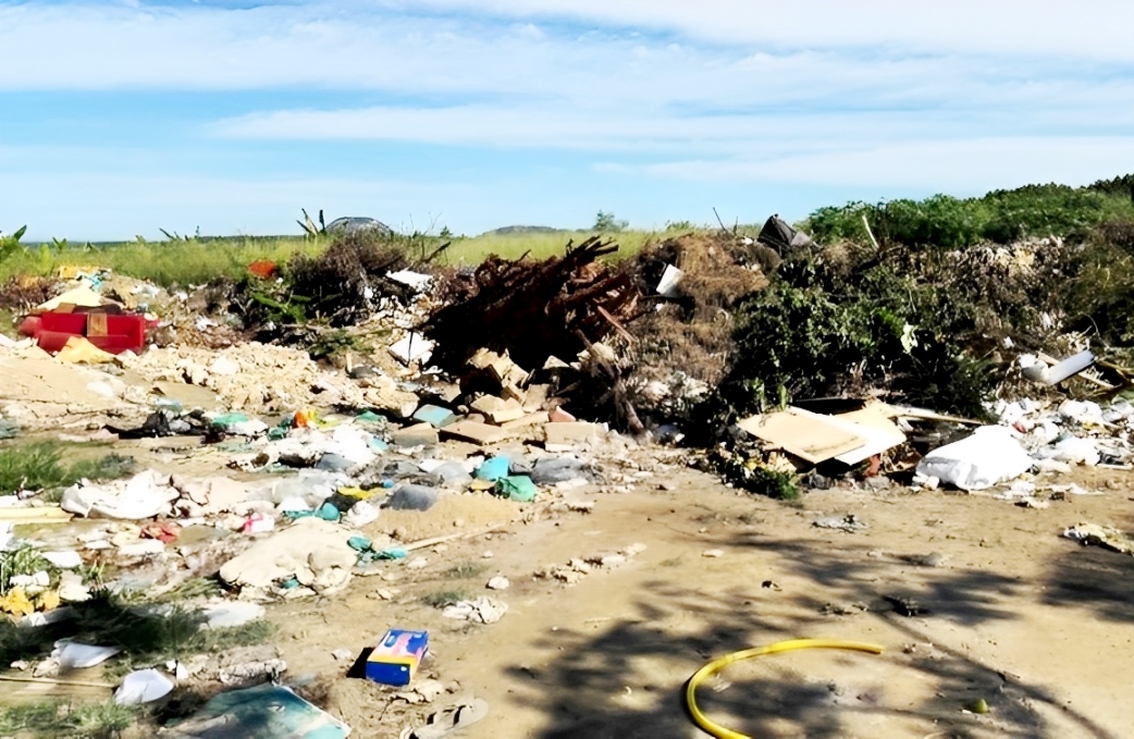 Prefeitura vai limpar área de descarte irregular de lixo em São João do Sobrado na terça-feira (10)
