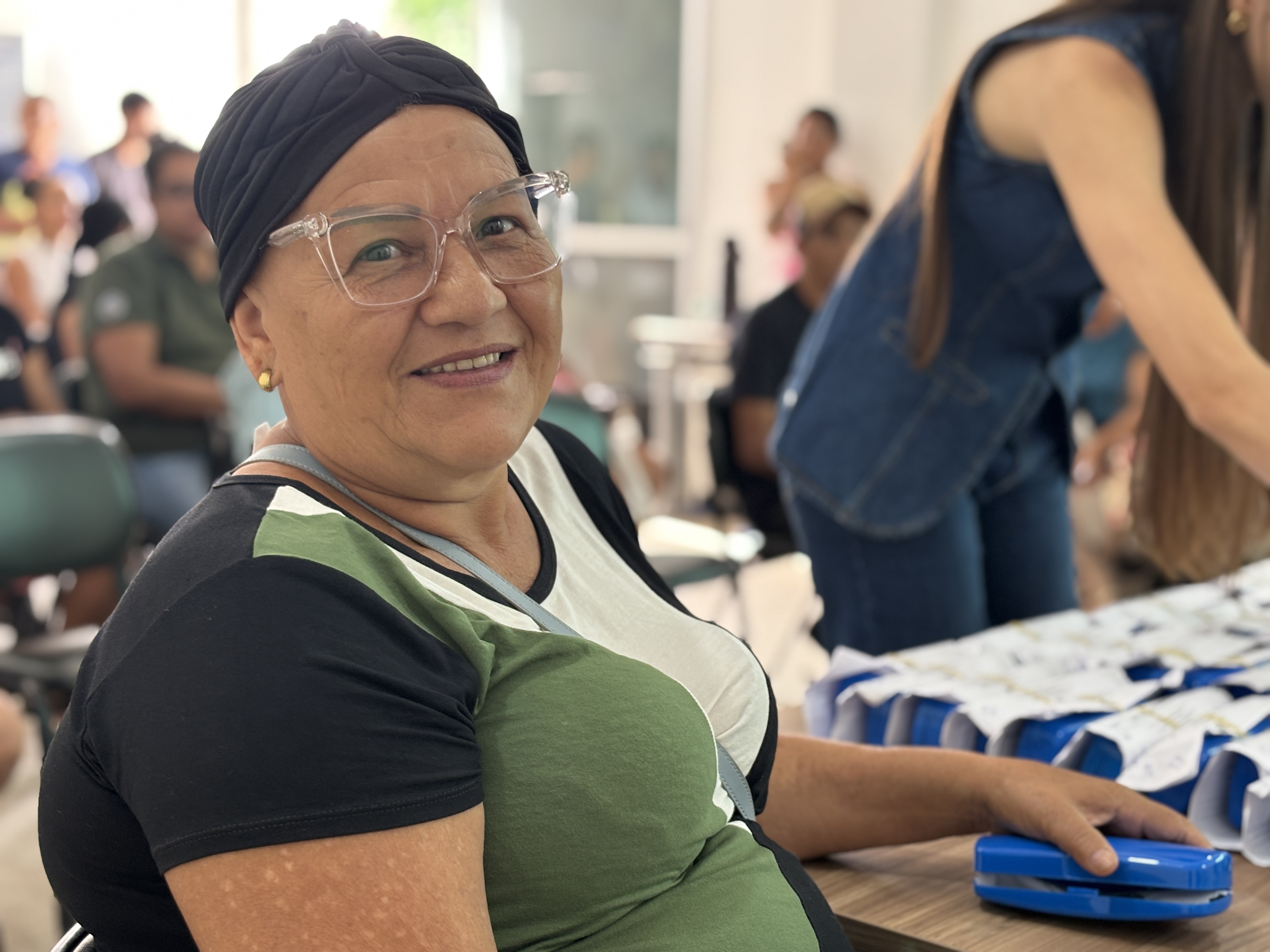 Prefeitura de Pinheiros realiza a entrega 130 óculos gratuitos