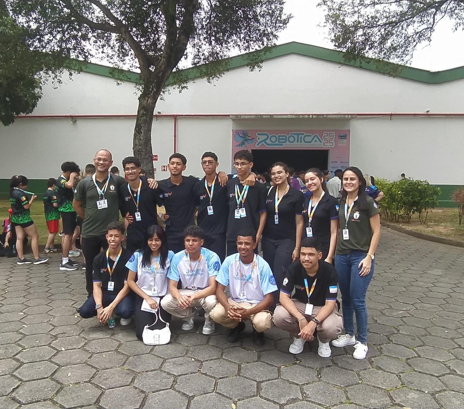 Alunos de Pinheiros se destacam no maior evento de robótica e inteligência artificial da América Latina