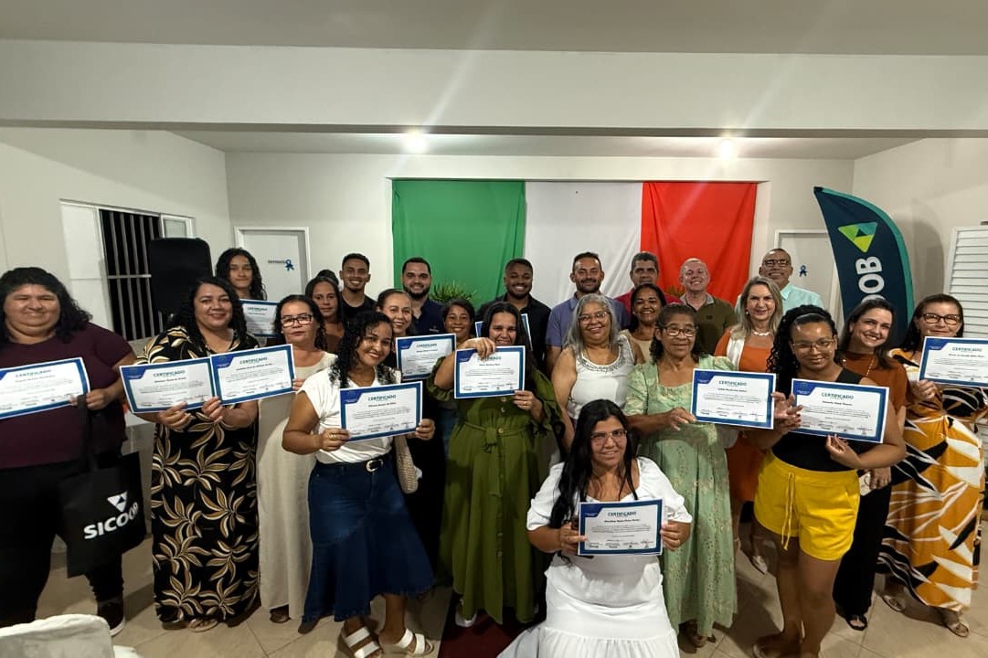 Prefeitura encerra oficinas do Projeto Oportunizar 2025 com entrega de 90 certificados