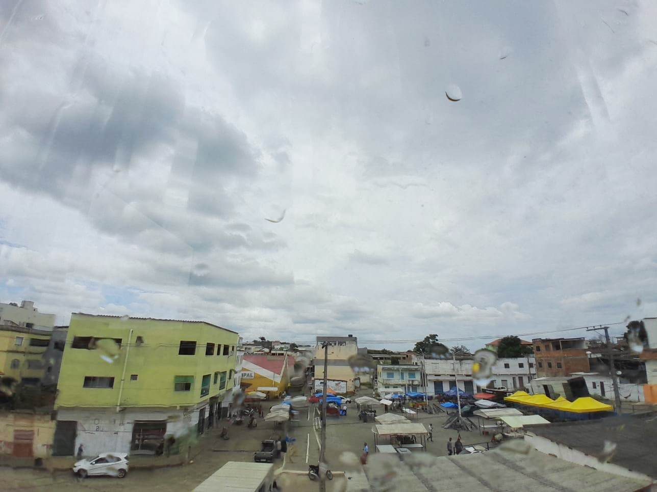 Pinheiros volta a ficar sob alerta amarelo de chuvas intensas