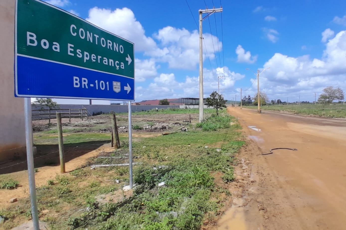 Prefeito Edilson e governador Renato Casagrande acompanham publicação do edital da Rodovia do Contorno