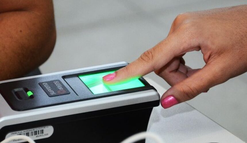 TRE-ES envia alertas por SMS para eleitores de Pinheiros realizarem a biometria