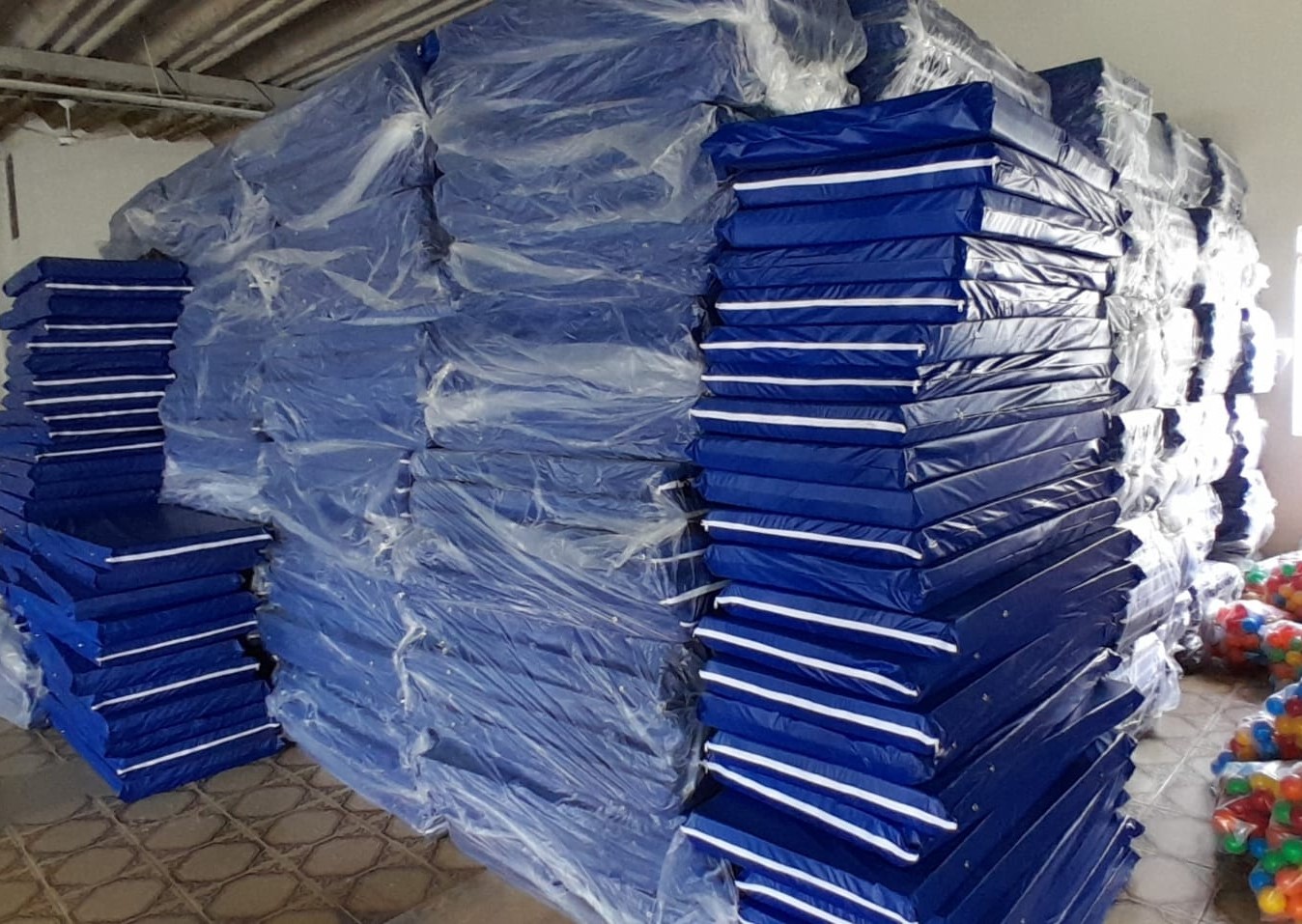 Prefeitura adquire colchonetes confortáveis para escolas da Educação Infantil