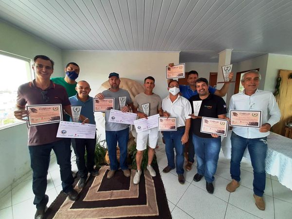 PRIMEIROS COLOCADOS DO CONCURSO QUALIDADE DO CAFÉ DE PINHEIROS SUPERAM OS 80 PONTOS