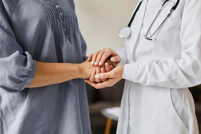 EM MEIO À ESCASSEZ DE SERVIÇOS MÉDICOS NA REGIÃO, MUNICÍPIO CONSEGUE CONTRATAR MÉDICA PARA ATUAR EM UNIDADE DE SAÚDE