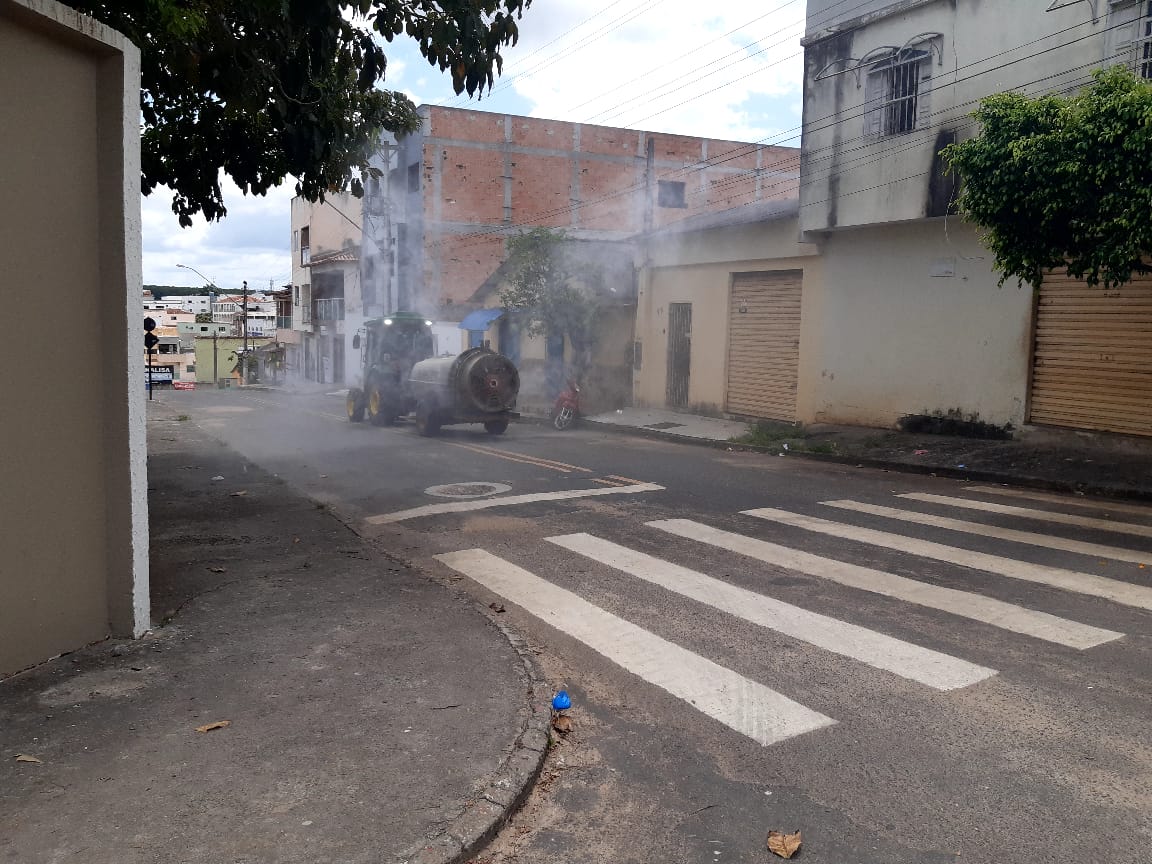 CORONAVÍRUS: PREFEITURA E SINDICATO RURAL PROMOVEM AMPLA SANITIZAÇÃO EM PINHEIROS