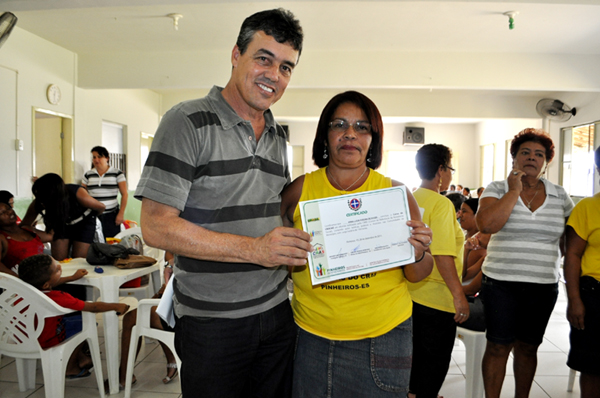 Participantes dos cursos oferecidos pelo Cras – Pinheiros são diplomadas