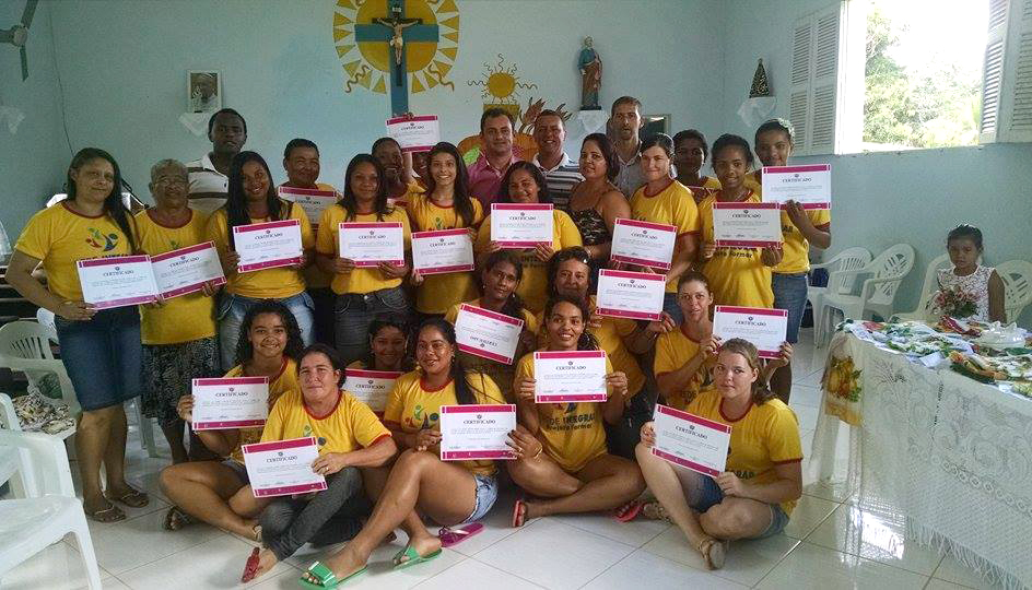 CRAS promove diplomação de cursistas em Cremasco