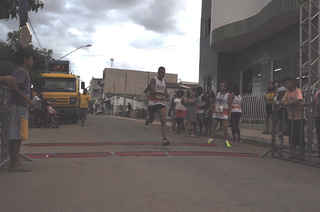 Prefeitura de Pinheiros realiza I Corrida Rústica