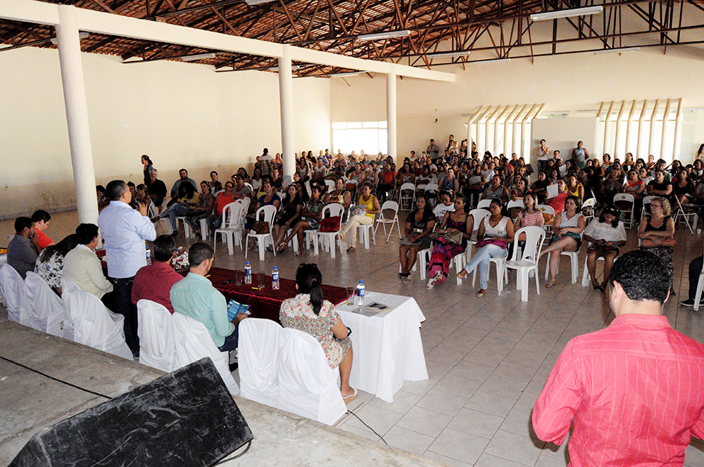Pinheiros realiza Jornada Pedagógica e Feira Multidisciplinar