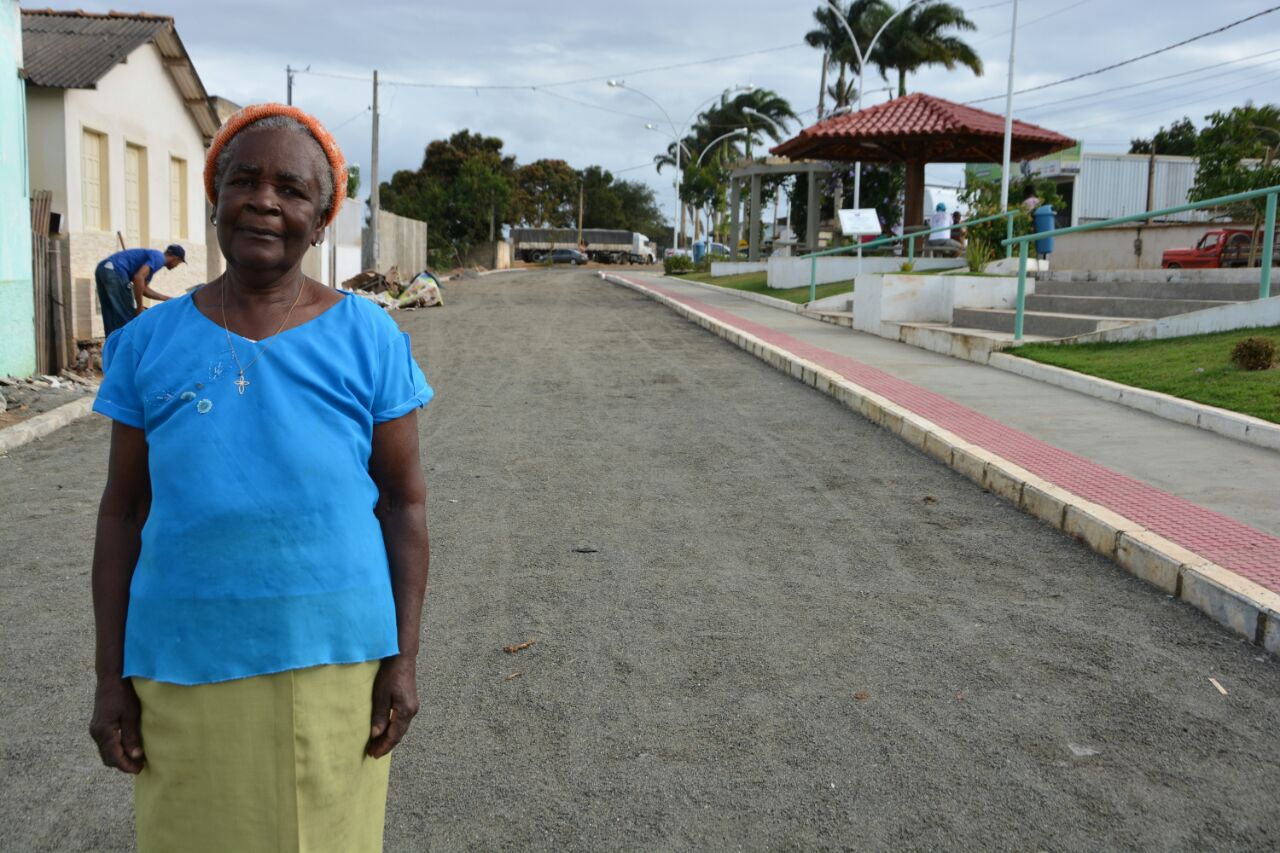 Prefeitura de Pinheiros inaugura nesta sexta-feira pavimentação de Rua e Construção de Calçada cidadã no bairro Niteroi