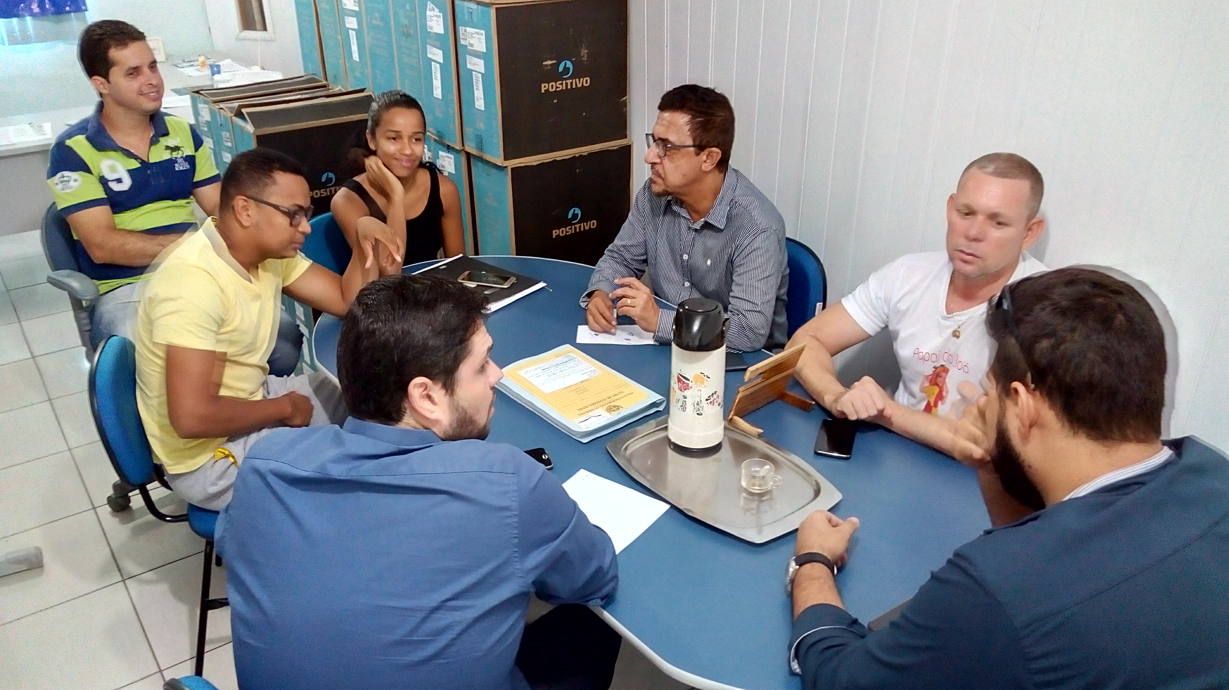 Prefeitura se reúne com representantes dos Estudantes Universitários e estabelece regras para utilização do transporte gratuito