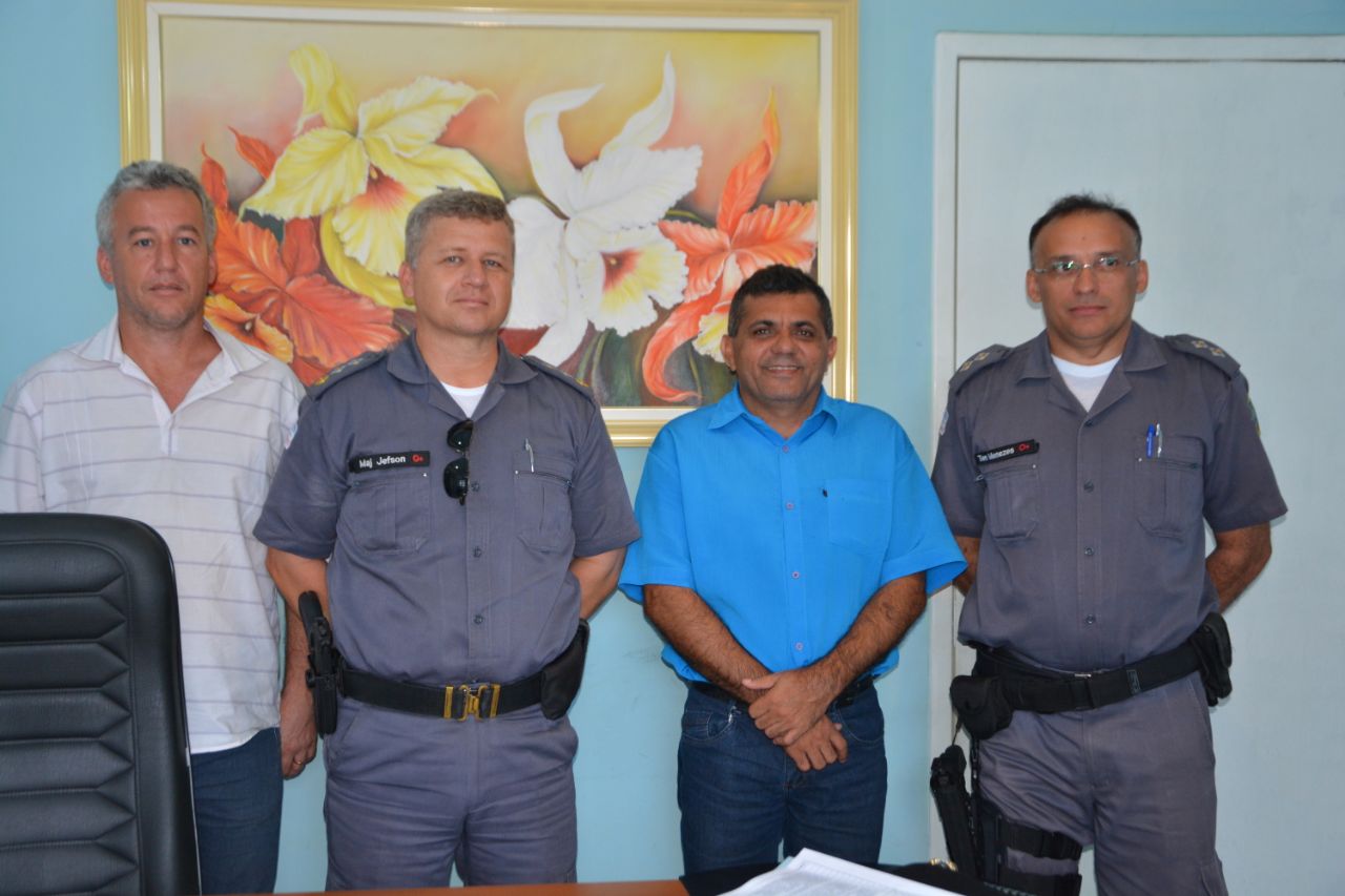 Arnóbio Pinheiro anuncia aumento do efetivo da Polícia Militar em São João do Sobrado