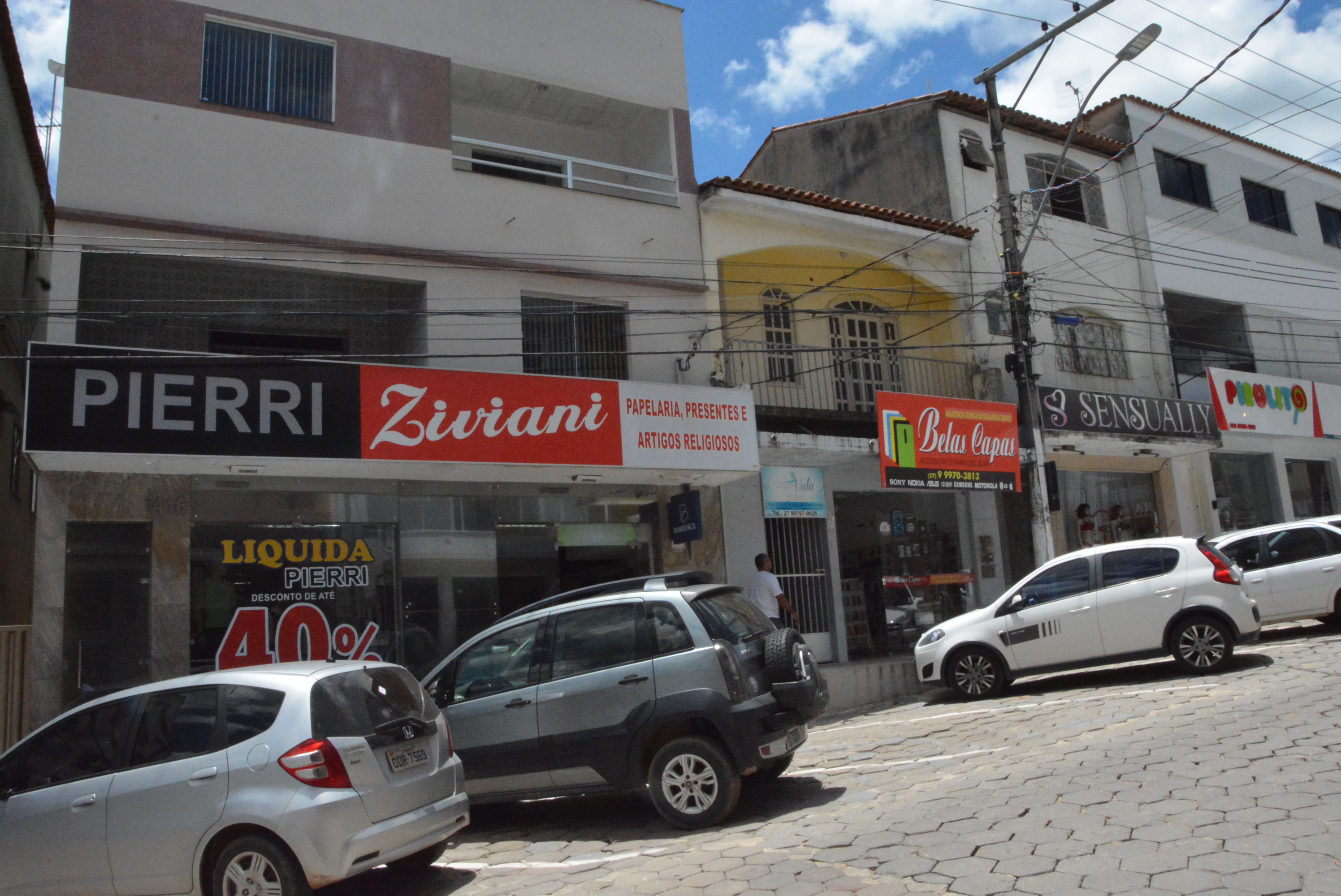 Confira o horário de funcionamento do comércio de Pinheiros neste final de ano