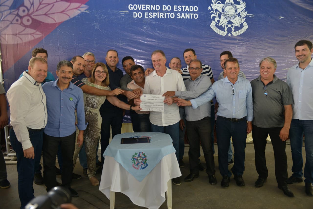 GERAÇÃO DE EMPREGO E DESENVOLVIMENTO EM PINHEIROS