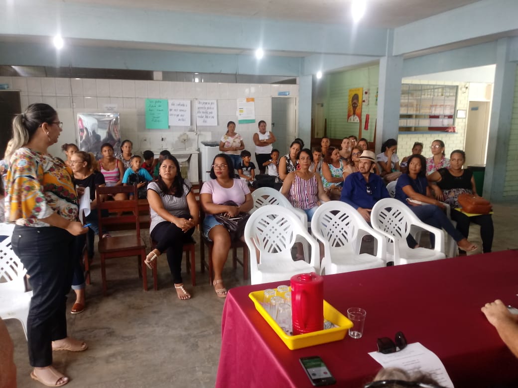 Vice-prefeito Paulo Jovanio e outras lideranças do município ouvem demandas sobre segurança na Escola Juracy Cardoso Viana