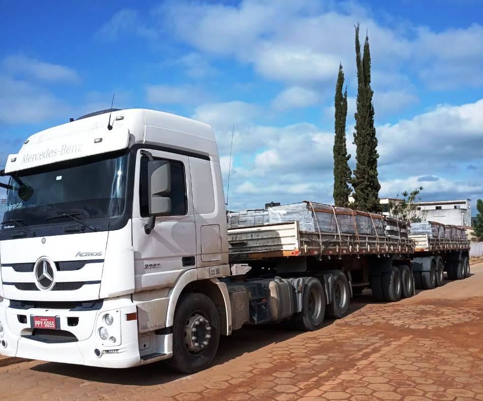 MUNICÍPIO ANUNCIA CALÇAMENTO DE MAIS RUAS,  CONSTRUÇÃO DE PRAÇAS E INÍCIO E INAUGURAÇÃO DE OBRAS