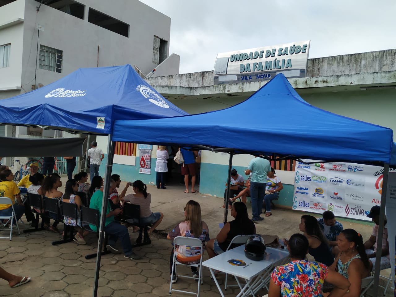 CAMPANHA DE DOAÇÃO DE SANGUE EM PINHEIROS TEM COLABORAÇÃO DE MAIS DE 100 VOLUNTÁRIOS